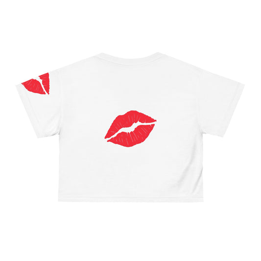 Pretty Savage Crop Tee — Bold Cat with Bubblegum & Back Kiss Graphic