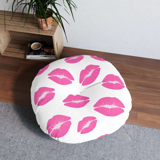 Belle kissed Tufted Floor Pillow, Round