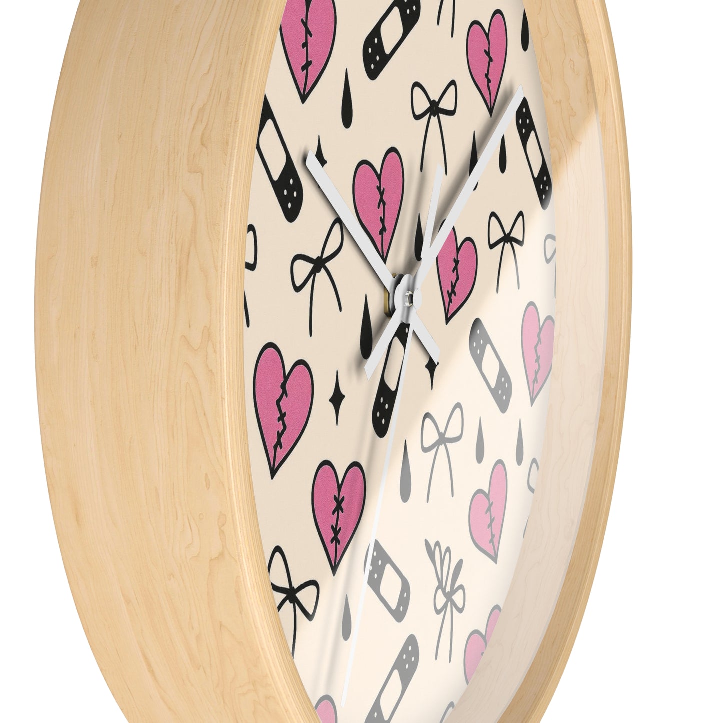 Suki Belle Signature Clock
Kawaii Stitched Heart Wall Clock – Pink Soft-Rebel Cute Bedroom Decor